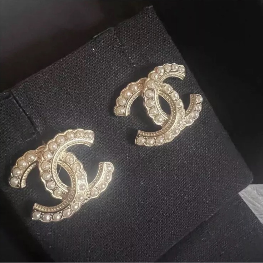 CHANEL Silver Logo Earrings - Picture 3 of 6